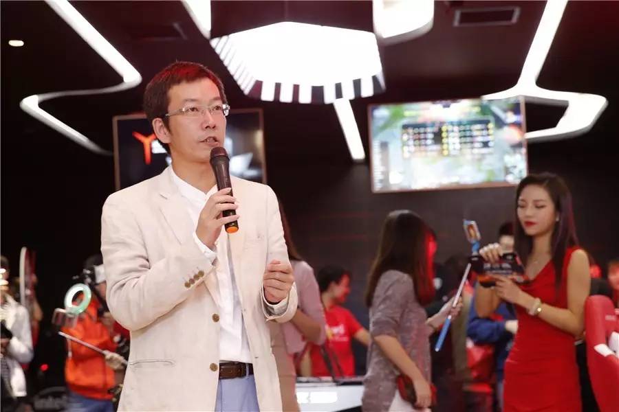 竞技宝JJB入口最强电竞乐园落户上海终极游戏体验治愈玩家们蓝瘦香菇的心(图6)